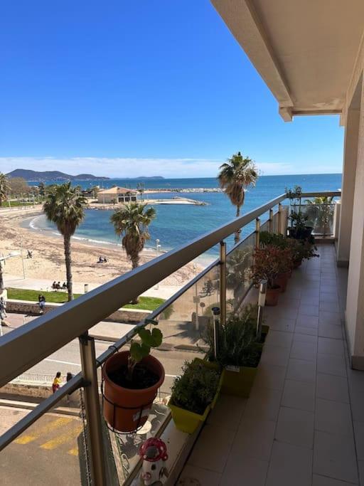 Appartement Panoramique Sur Mer Toulon Bagian luar foto