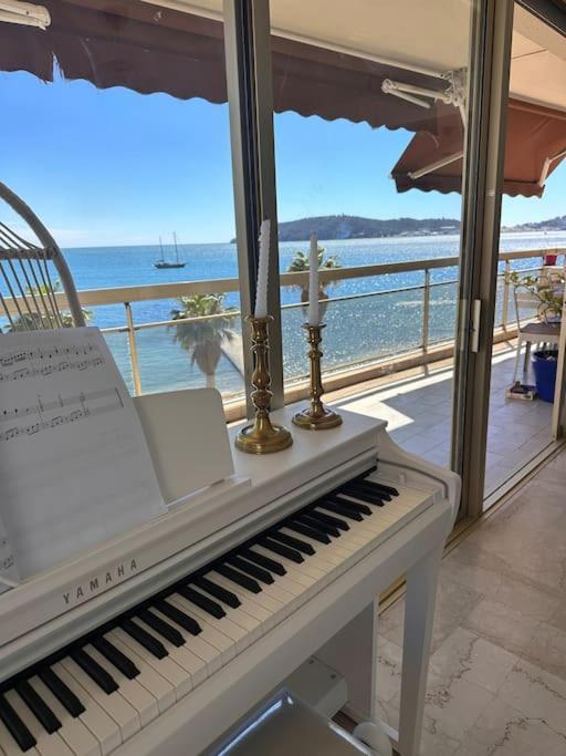 Appartement Panoramique Sur Mer Toulon Bagian luar foto