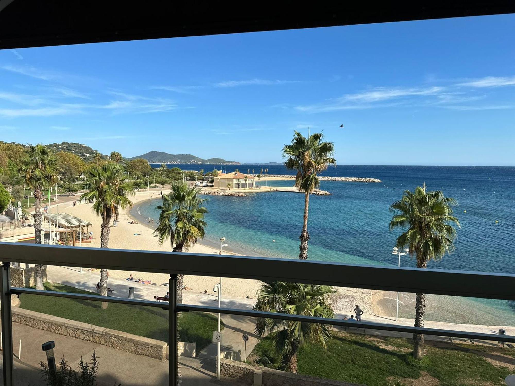 Appartement Panoramique Sur Mer Toulon Bagian luar foto